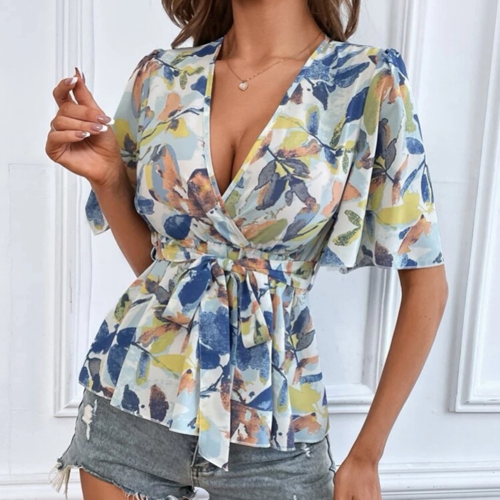 Boho floral print belted peplum blouse